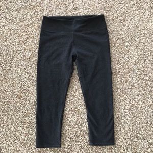 Fabletics crop leggings